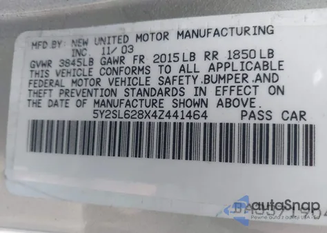 2004 Pontiac Vibe z USA, uszkodzony, nr VIN 5Y2SL628X4Z441464